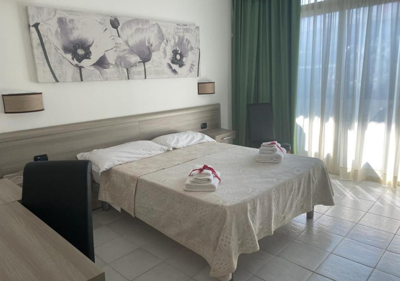 Hotel Degli Haethey Otranto Esterno foto