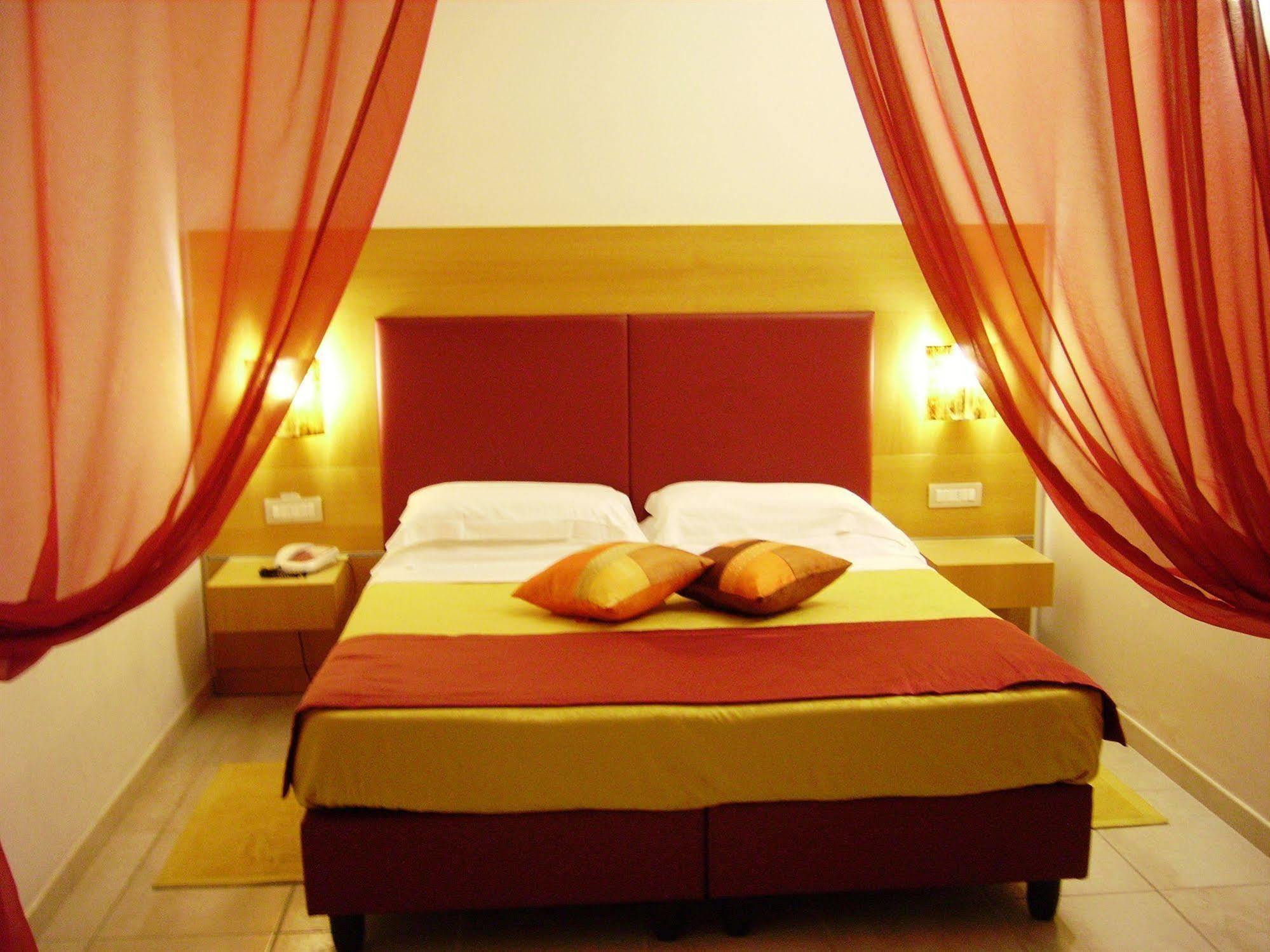 Hotel Degli Haethey Otranto Esterno foto